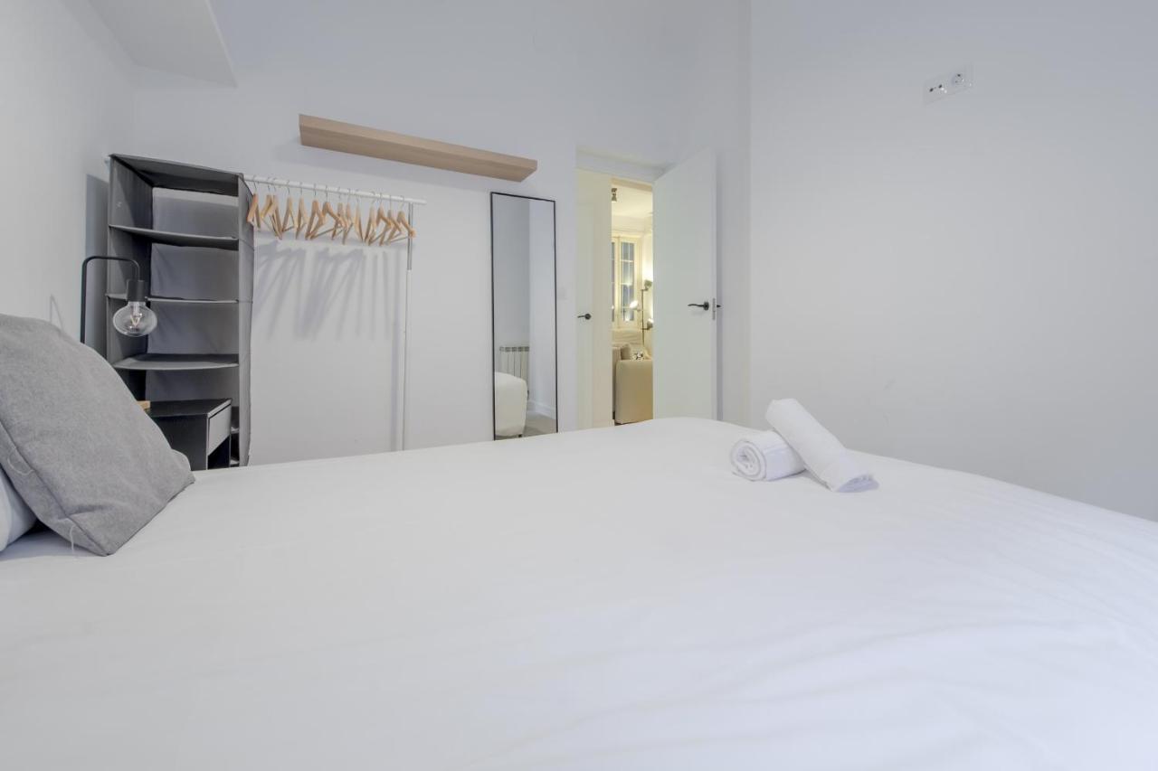 Premium Apt Para 9P En C/Olmo - Centro De Madrid Exteriér fotografie